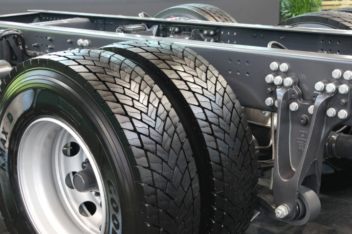 عوارض استفاده از باد نیتروژن برای لاستیک در زمستان